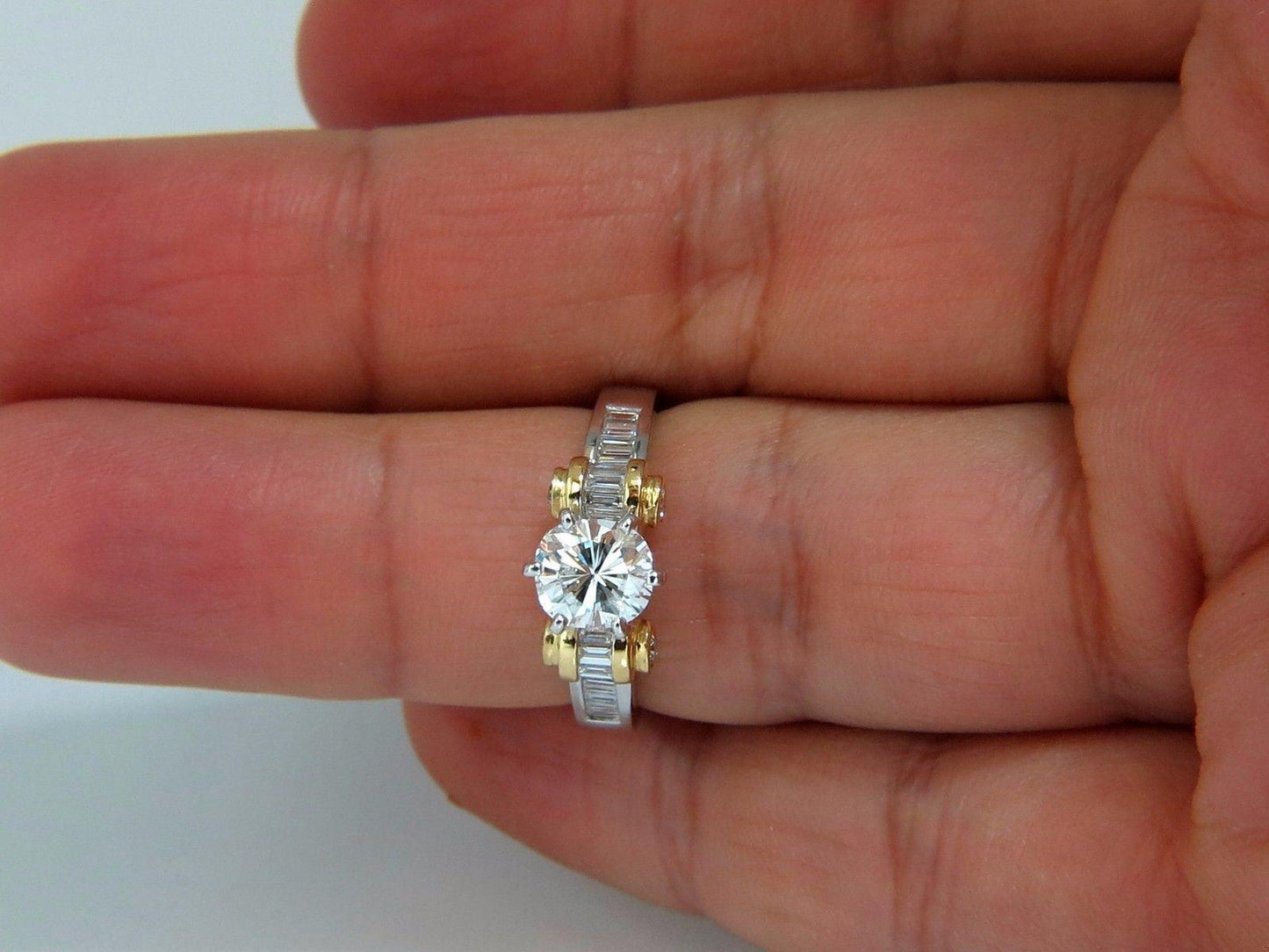 GIA Certified 2.41ct natural cushion cut baguettes diamond ring platinum E/Vs2
