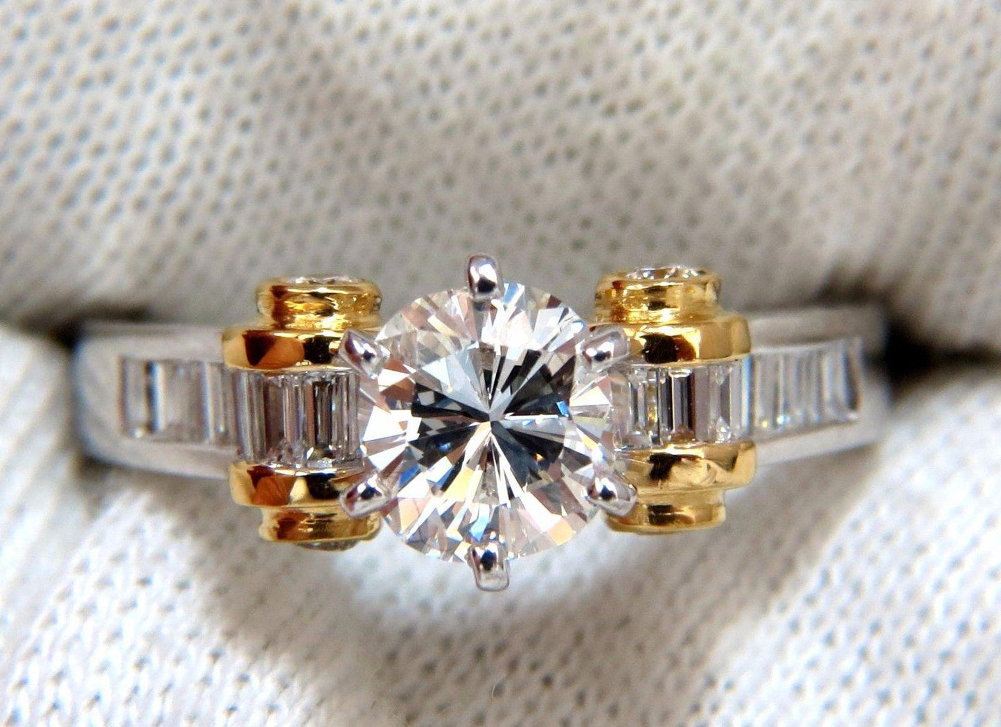 GIA Certified 2.41ct natural cushion cut baguettes diamond ring platinum E/Vs2