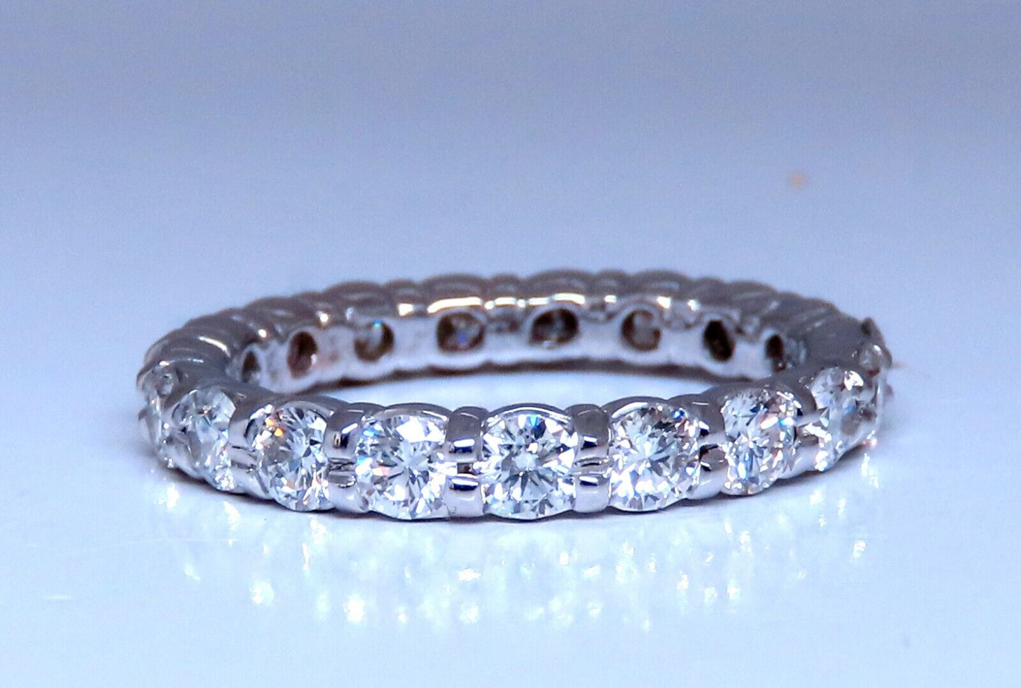 1.52ct Natural Round Diamonds Eternity Ring Sharing Prong G/Vs 14kt gold.