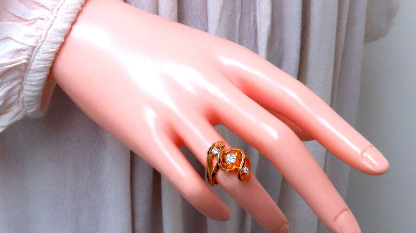 Unique Three Dimensional .45ct Natural Diamonds Curling Motif Ring 14kt