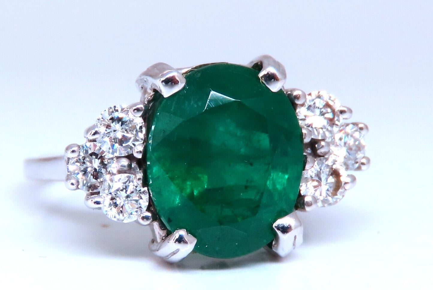 Emerald Diamonds Ring 14kt 4.07ct Natural Oval Brilliant