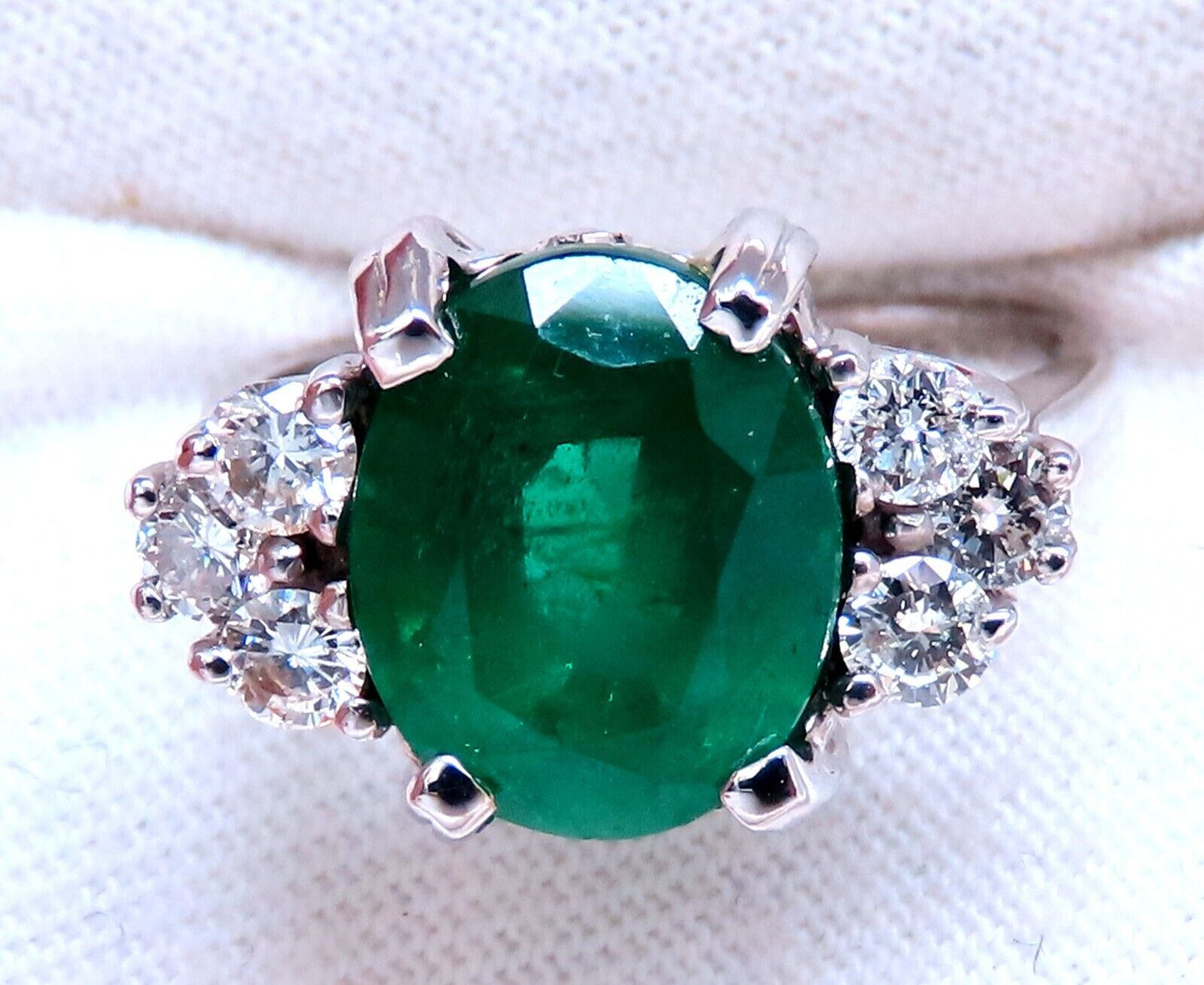 Emerald Diamonds Ring 14kt 4.07ct Natural Oval Brilliant