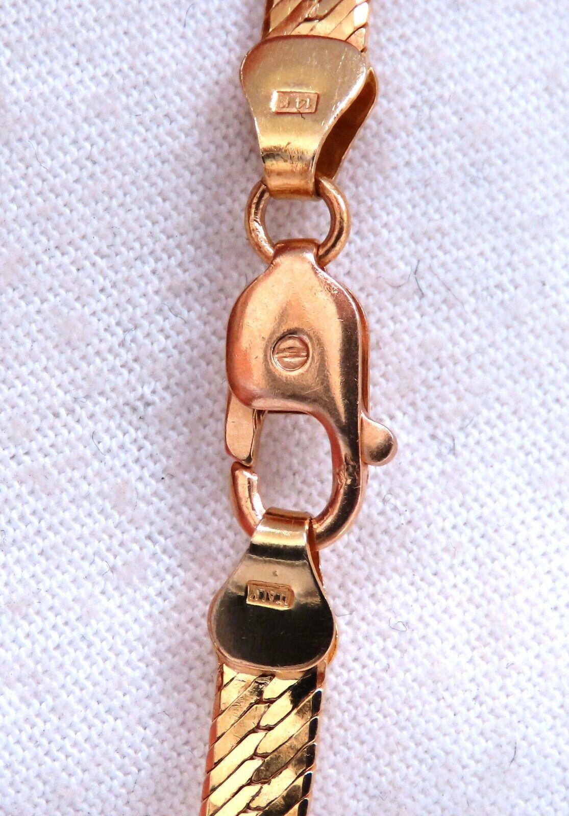 HerringBone Necklace 14kt Gold 4mm 11.8 grams
