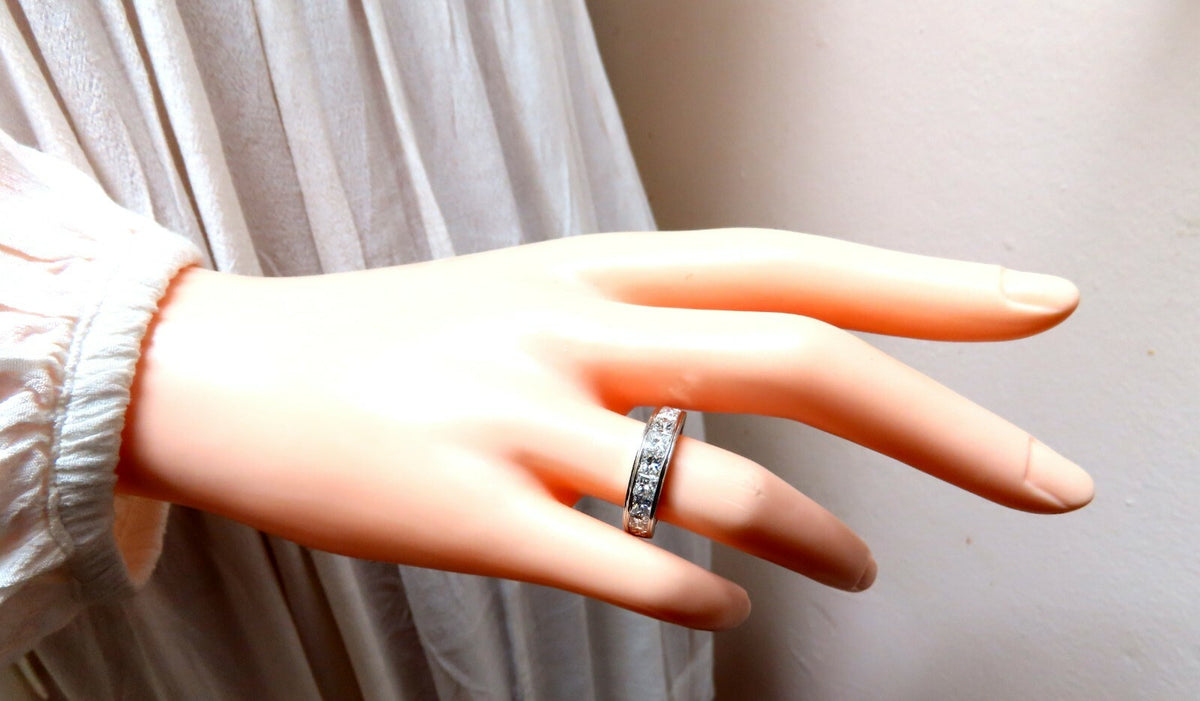 2.30ct Natural Princess Cut Diamonds Channel Band Platinum Ring *v