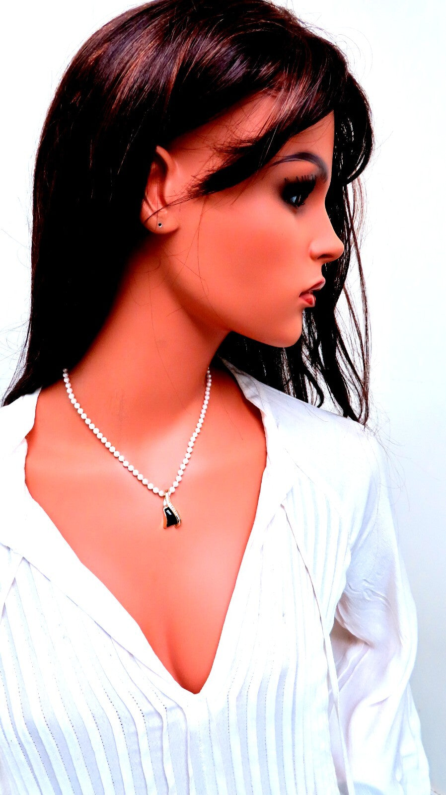Carved Black Onyx Natural Diamonds Necklace 14kt Gold *v