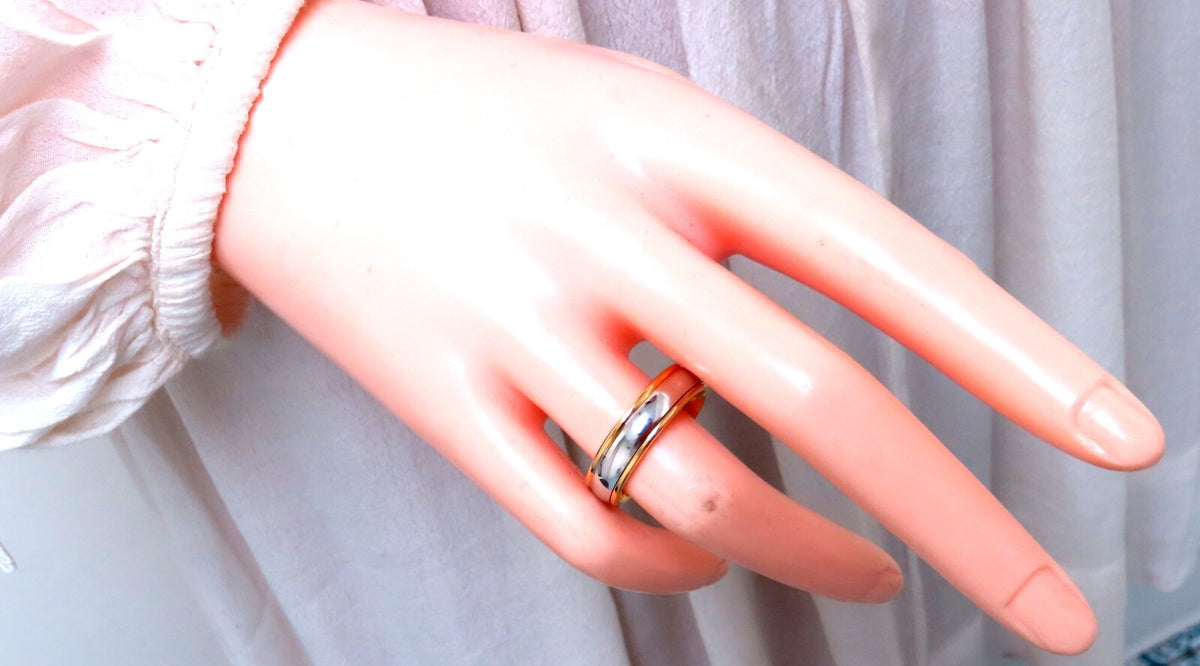 Two Toned Unisex Gold Band 14kt gold Size 10 5.8mm *v