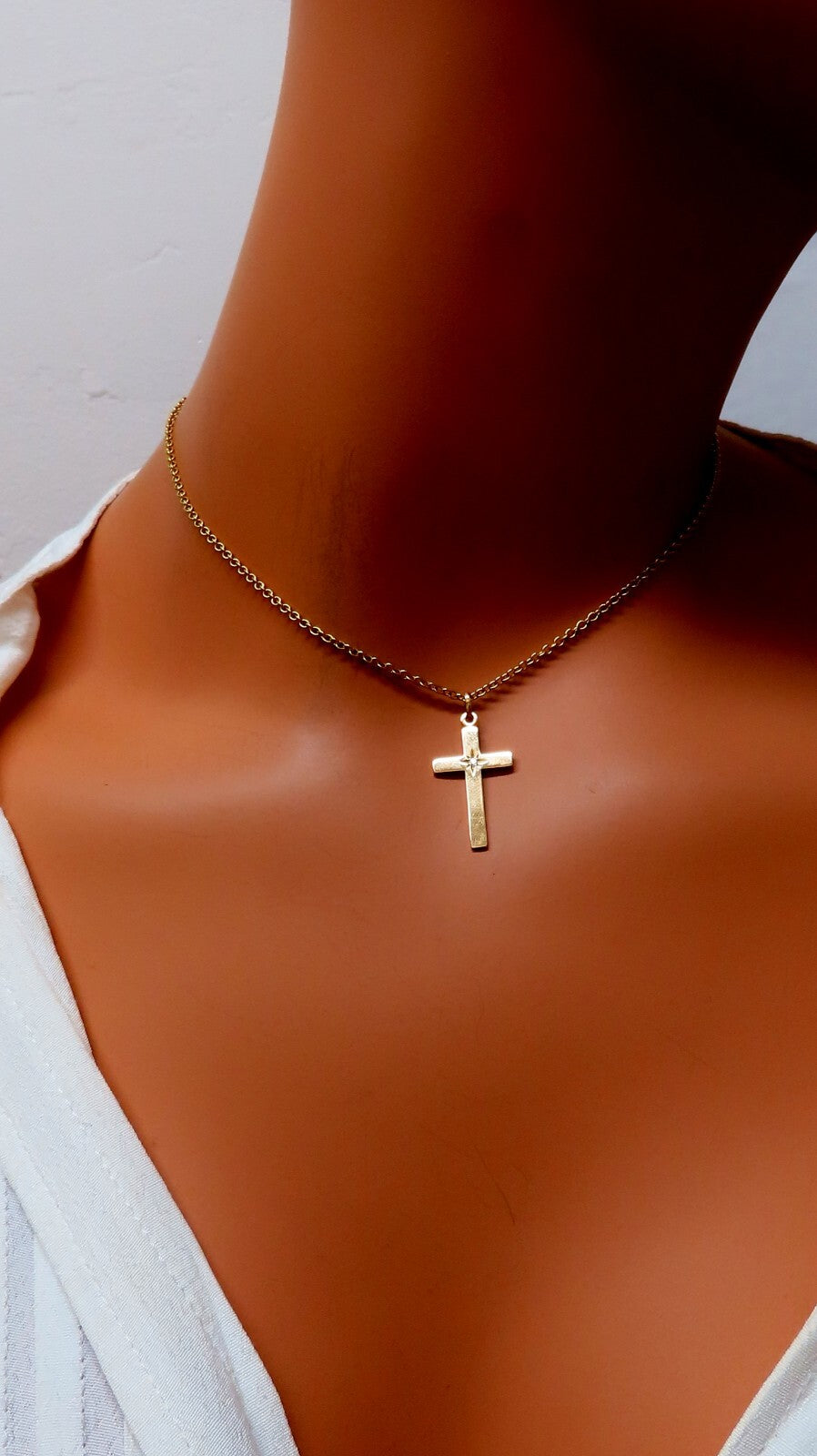 14kt gold cross diamond pendant 14kt 14 inch *v
