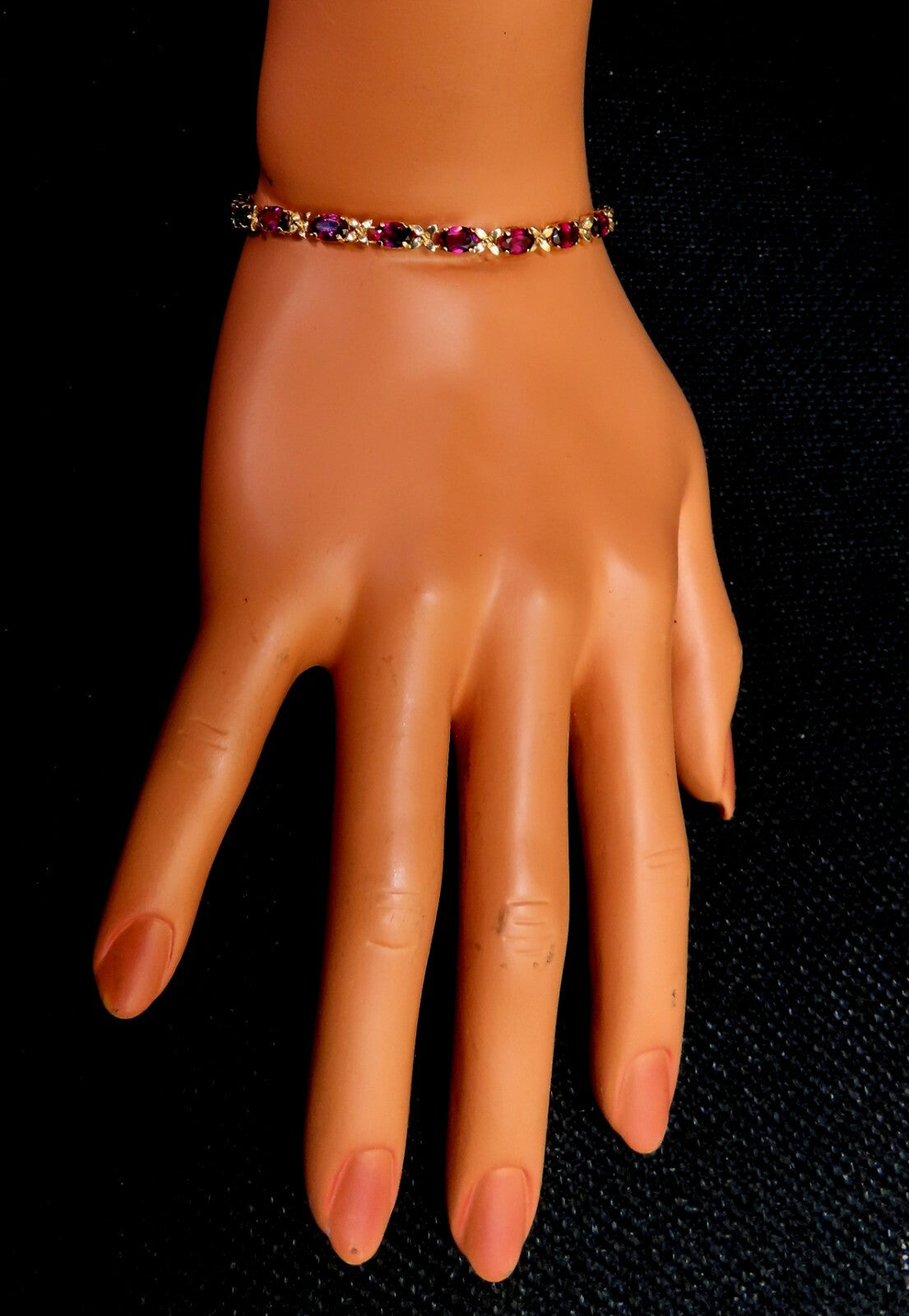 5.50ct Natural Rhodolite Garnet Bracelet 14kt gold *v