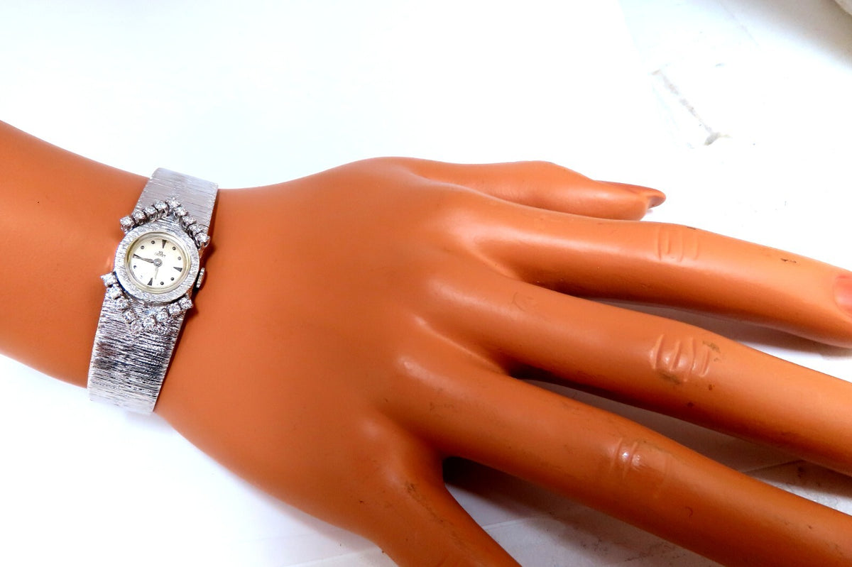 Cachet Vintage Ladies Diamond Watch 14kt gold *v