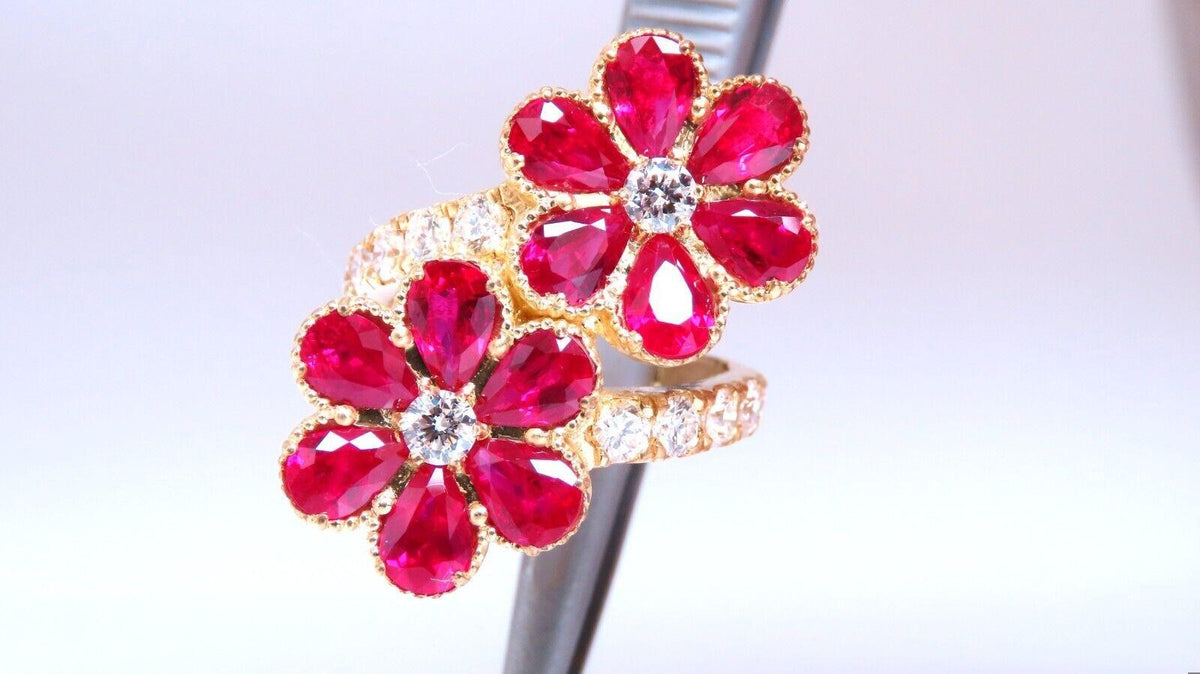 5.20ct Natural Ruby Diamonds Flower Cluster Ring 18kt yellow gold *v