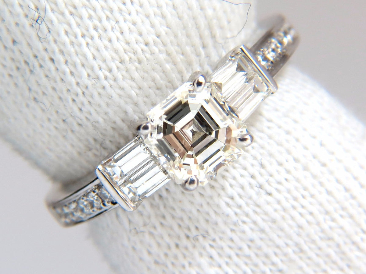 GIA Certified 1.62ct natural asscher diamond ring engagement classic 18kt *v