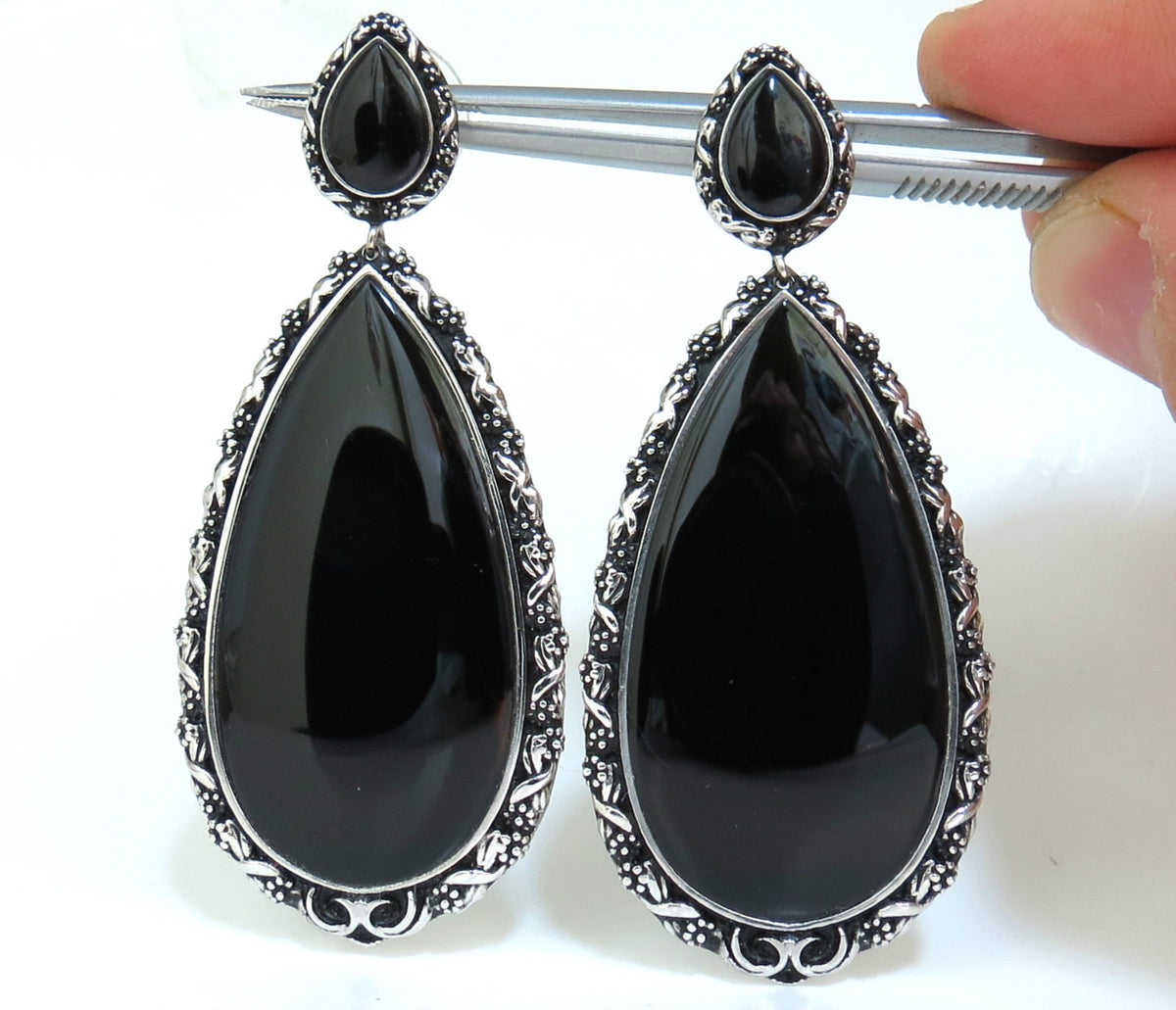 18KT GOTHIC SAXON REVIVAL GILT DECO NATURAL JET BLACK ONYX DANGLE EARRINGS *v