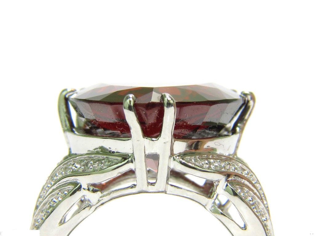 Triangular-Cut Garnet Ring with Natural Diamonds 14kt