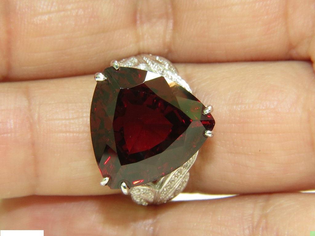 Triangular-Cut Garnet Ring with Natural Diamonds 14kt