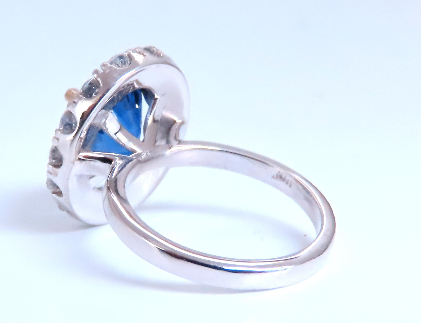GIA Certified 5.75ct Natural No Heat Sapphire Diamonds Cluster Ring 18Kt 74554