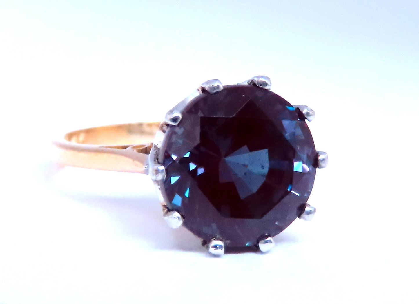 GIA Certified Lab 6.03ct Alexandrite Ring 18kt Color Change 12647