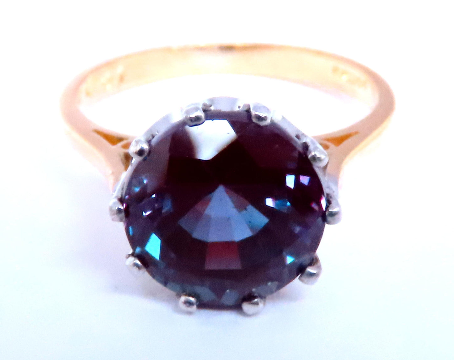 GIA Certified Lab 6.03ct Alexandrite Ring 18kt Color Change 12647