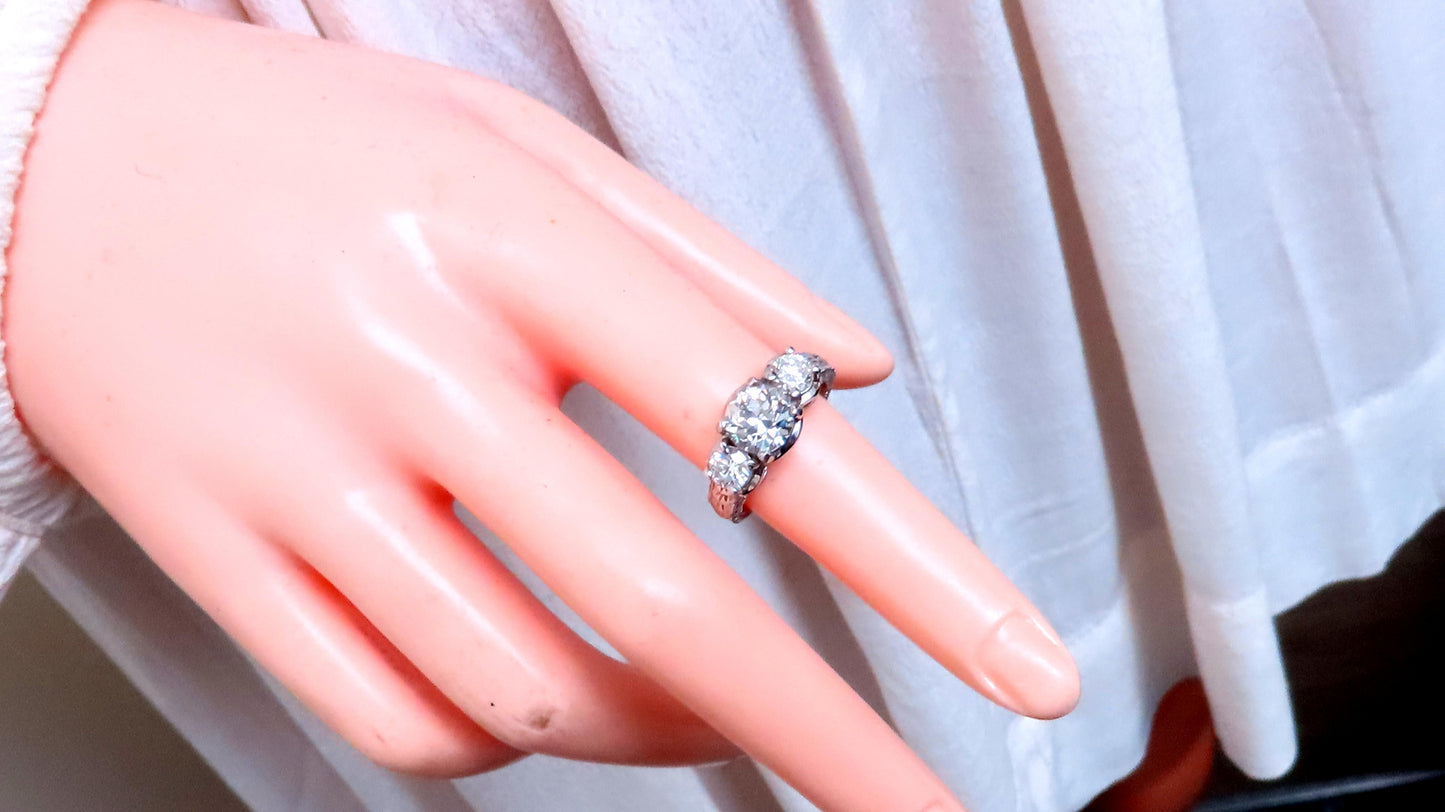 GIA Certified 1.69ct Natural Three stone Diamonds Ring 60884