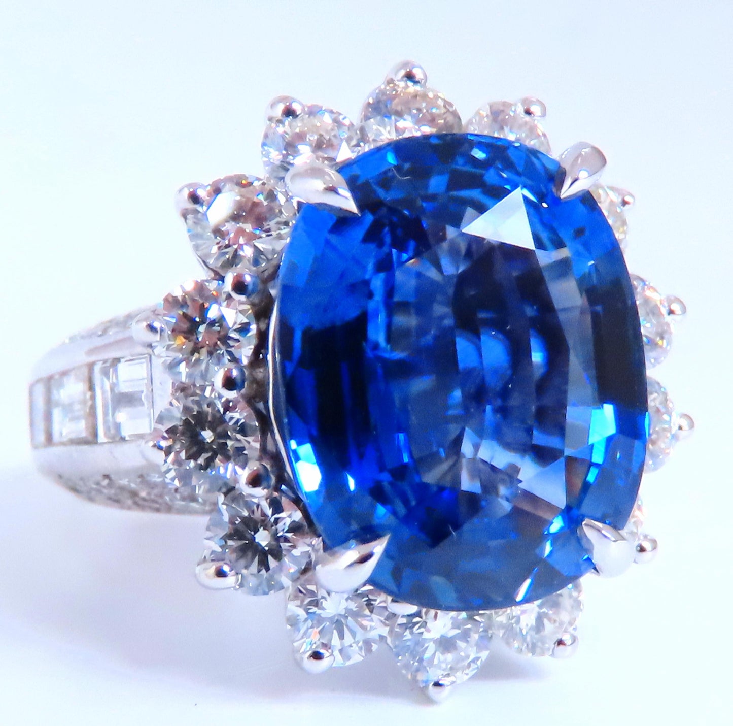 GIA Certified 11.79ct Natural Blue Sapphire Diamonds Ring 14kt Gold 85441