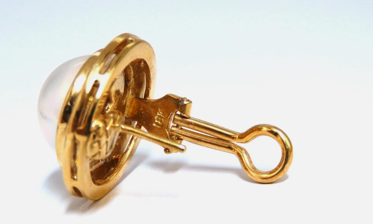 12mm Mabe Pearls Earrings 18kt Gold**