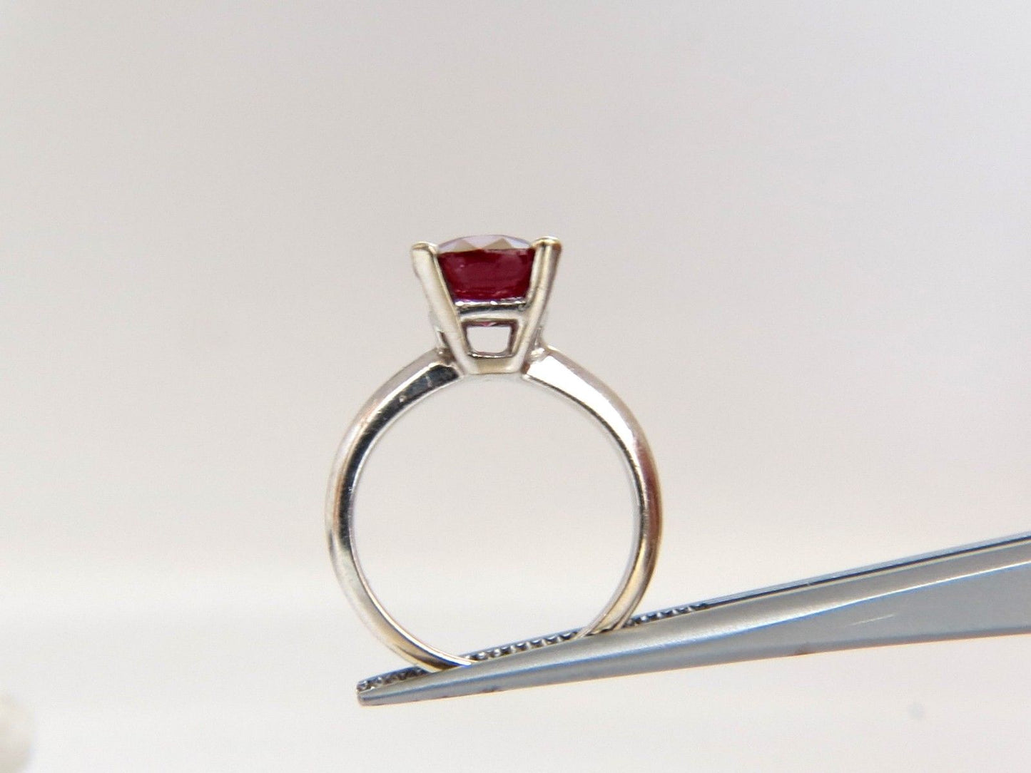 2.65ct Natural Tourmaline Solitaire Ring 14kt