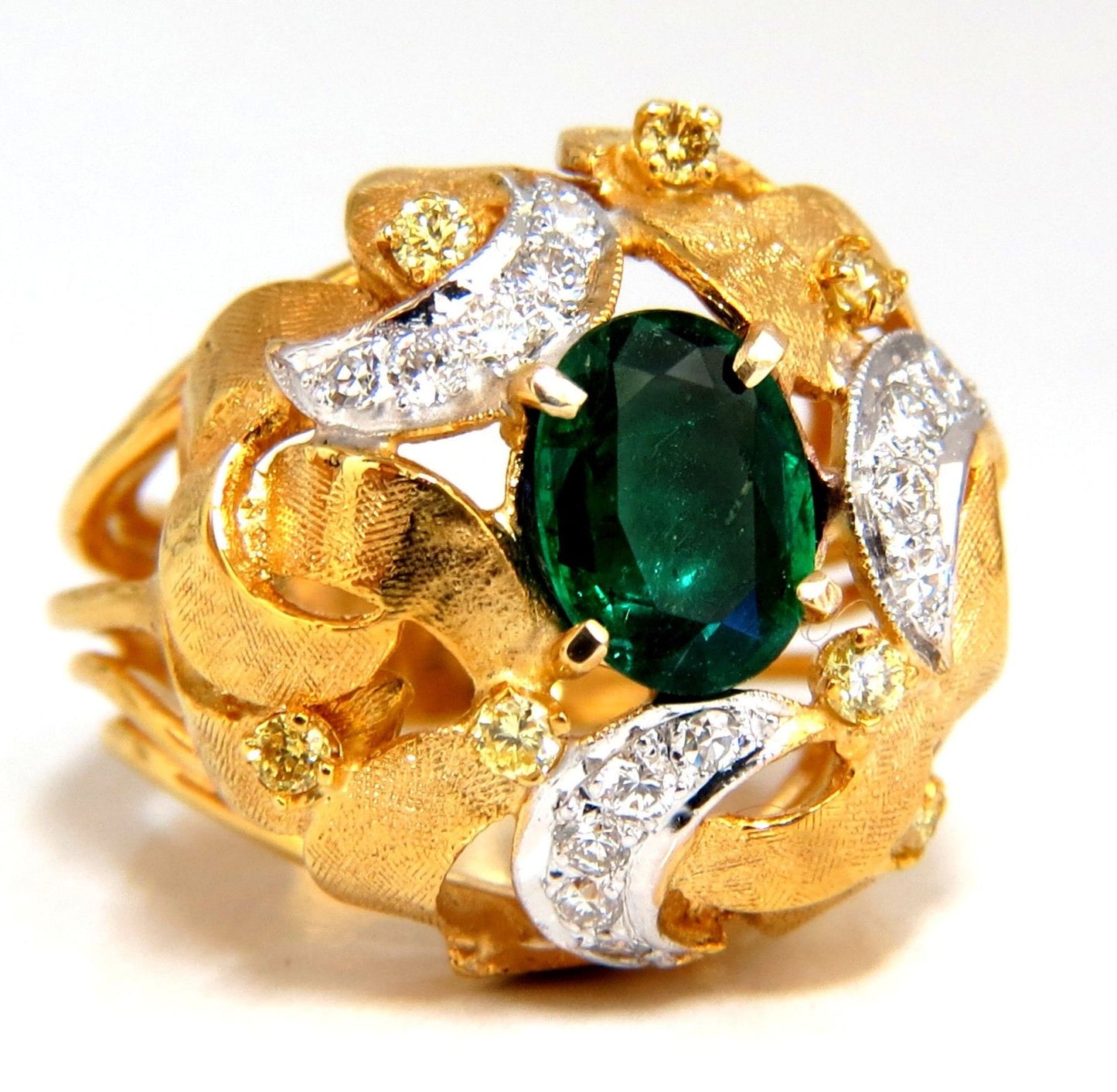 2.08ct Natural Oval Emerald diamond ring 14kt Florentine Dome