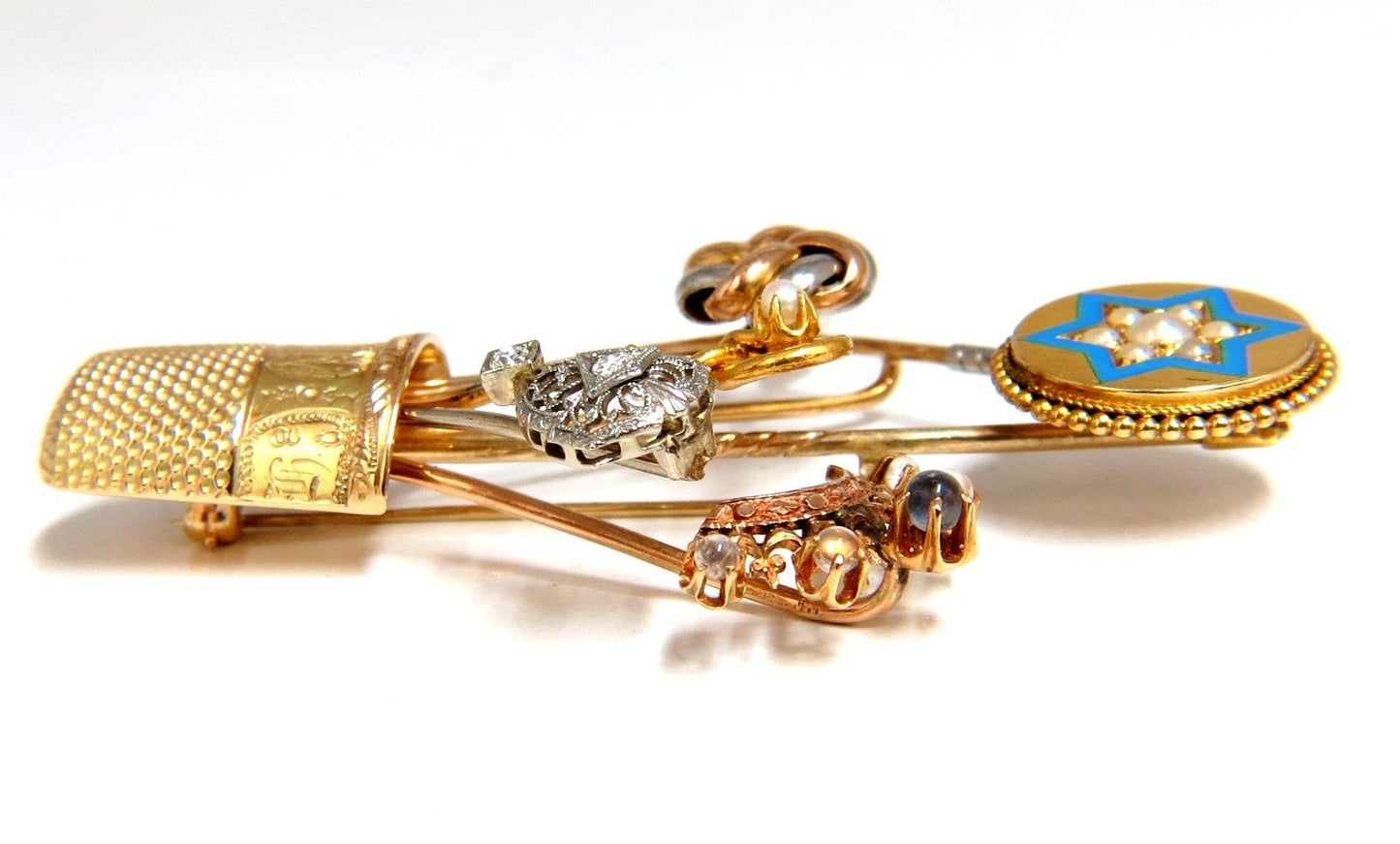 14kt Vintage Seamstress Thimble collection Pin
