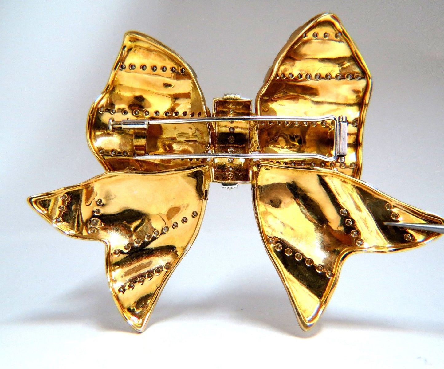 4.00ct Diamonds Large Sized Ribbon Pin 3D