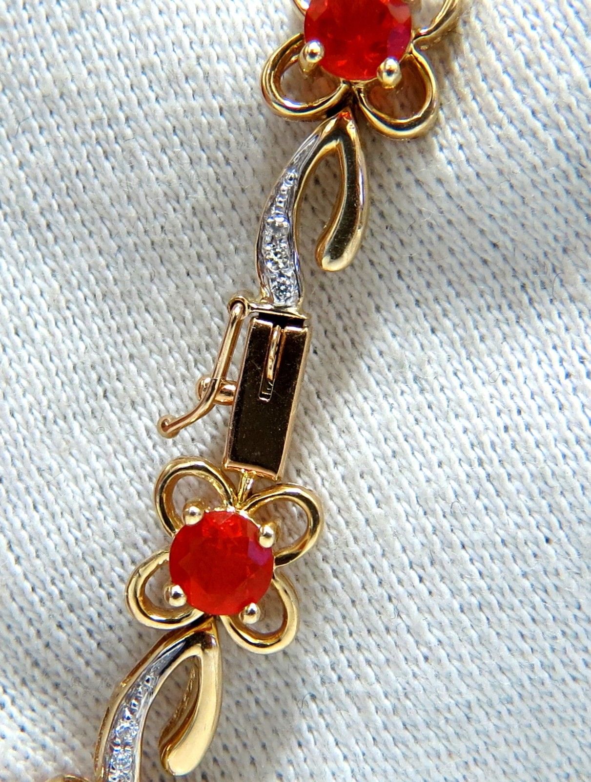 5.36ct natural Mexican Opal Diamond Bracelet 14kt clover