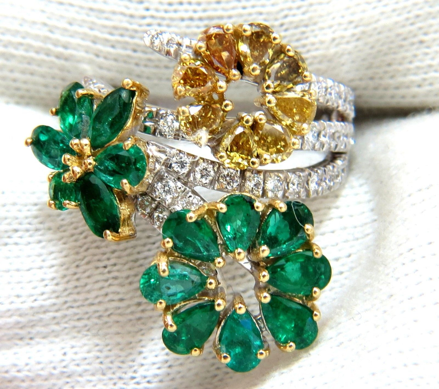4.36ct Natural Emeralds diamond cocktail cluster ring 18kt