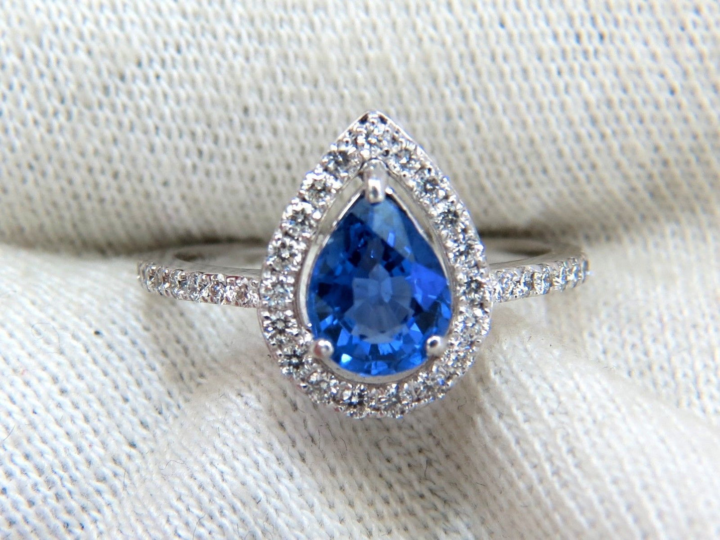 1.98ct natural sapphire diamonds halo pear ring 14kt