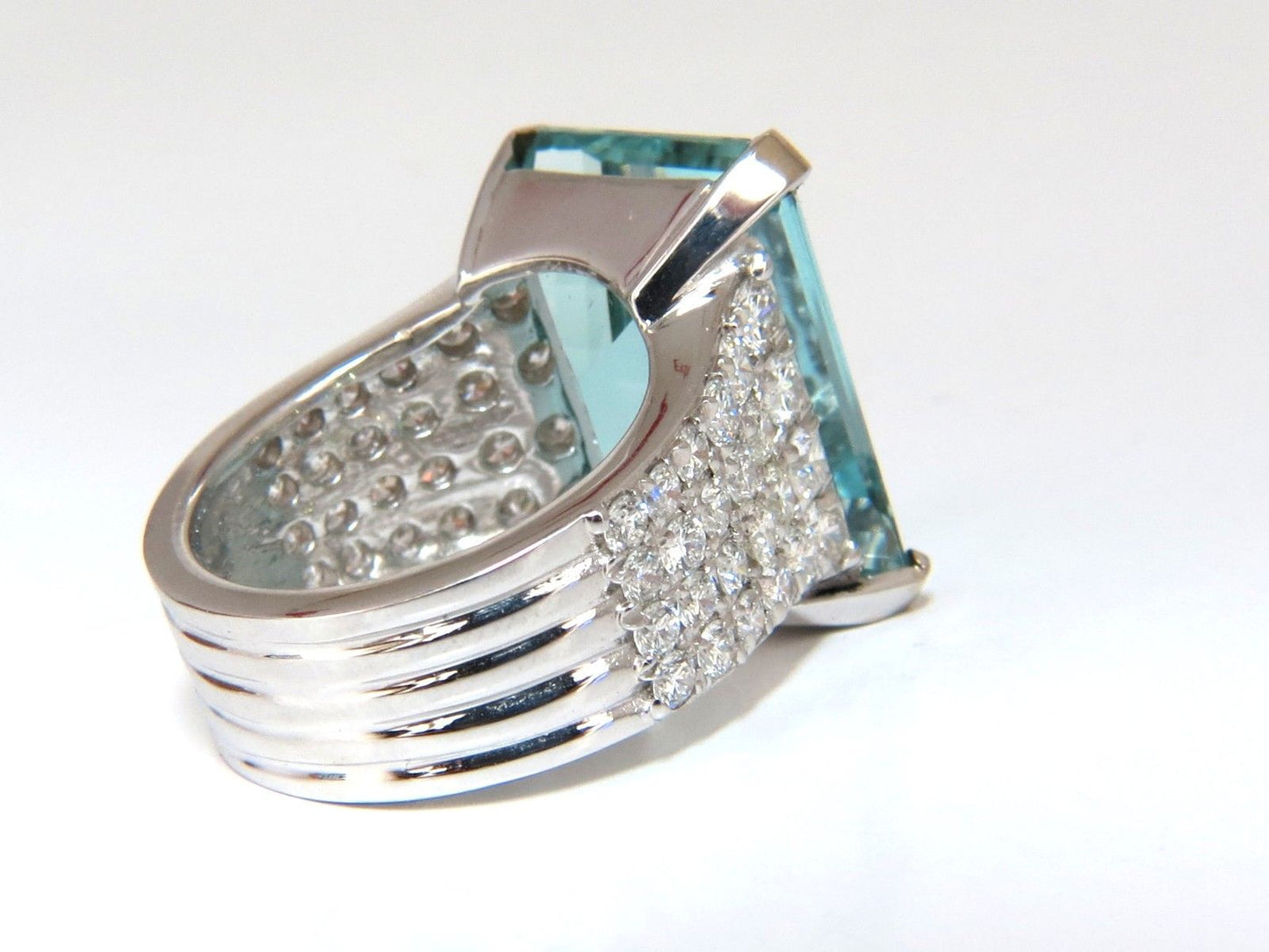 GIA Certified 28.26ct Natural Aquamarine diamonds ring Vivid 14kt