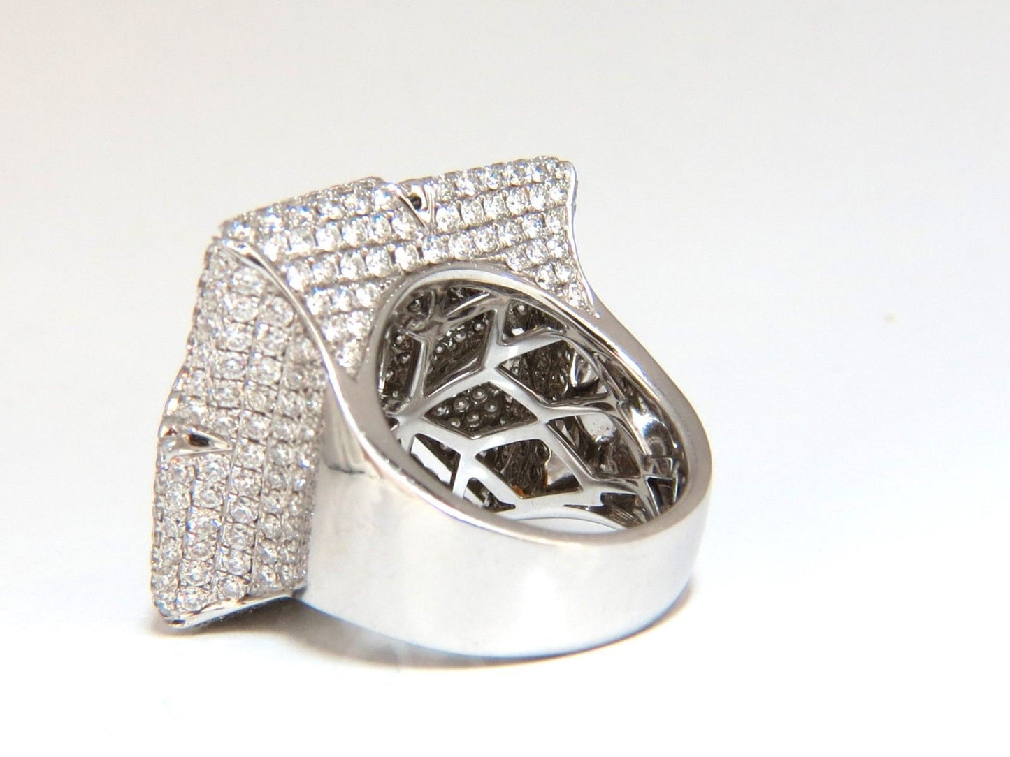 7.15ct 3D Unisex Cross weave Dome Diamond Ring 18 karat