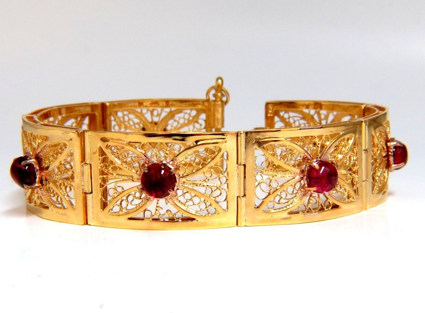 7.40ct Natural Spinel Open Gilt Vintage Bracelet 14 Karat