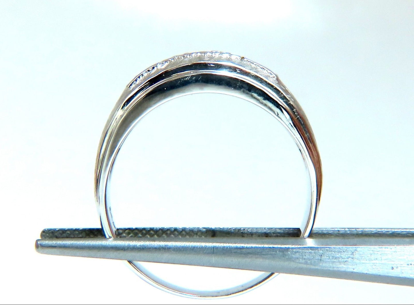 Mens .15ct natural round cut diamonds wide band bead 14 karat