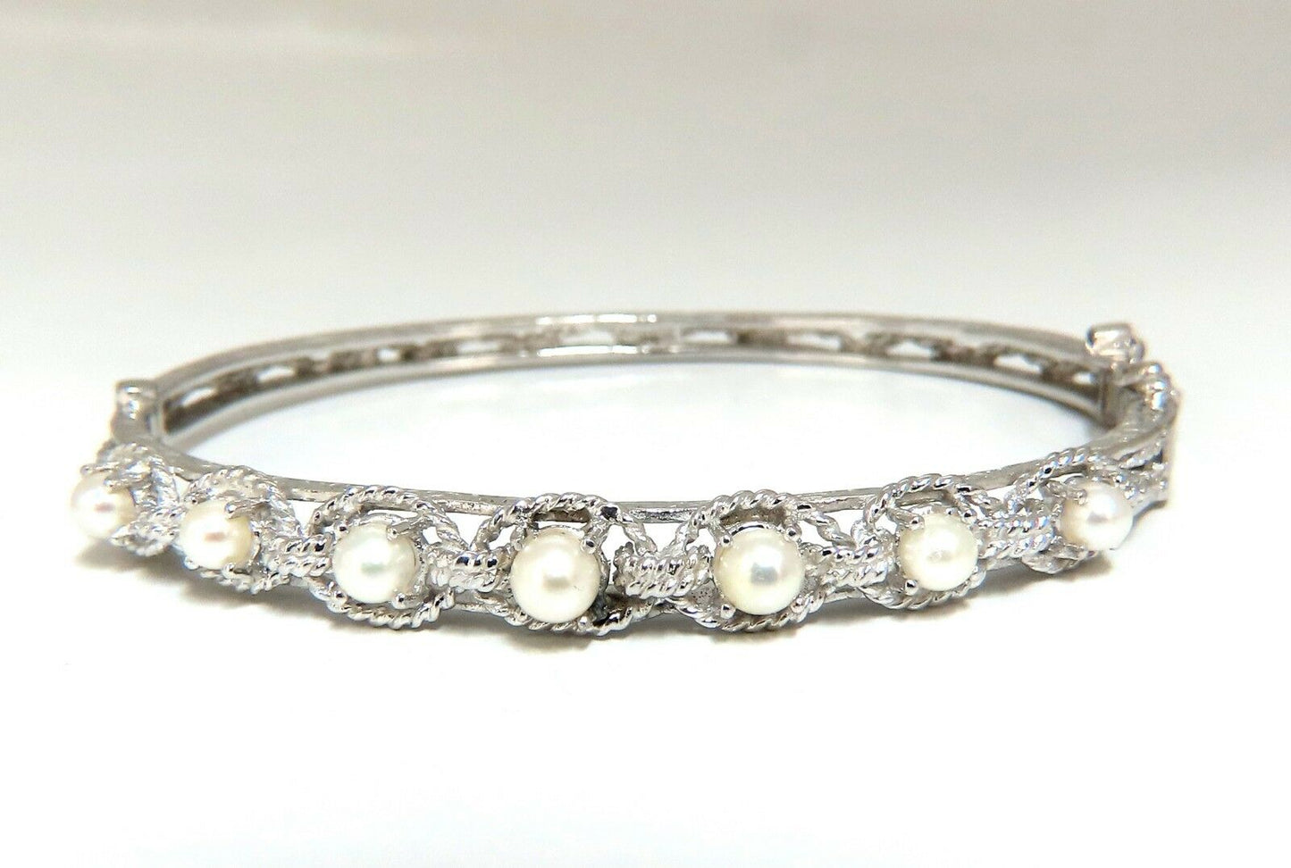 6mm Natural Akoya Pearls Bangle Bracelet 14 Karat Rope Twist