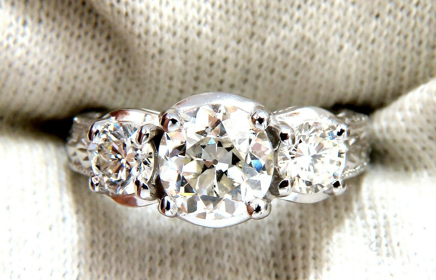 1.70ct Natural Round Diamond Engagement ring Classic Three 14 Karat