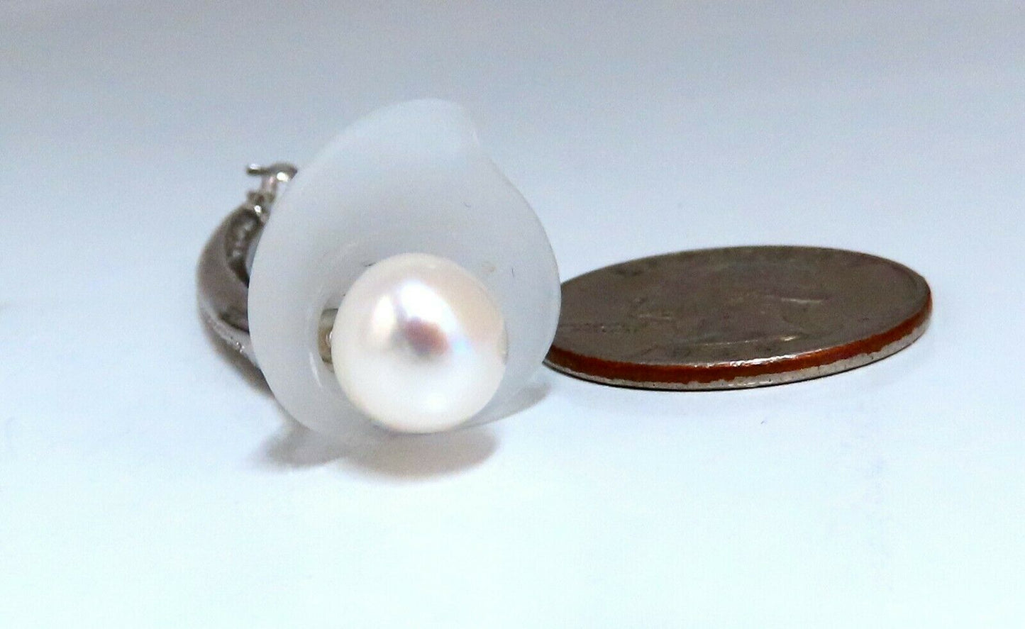 Baroque Pearl Diamonds Pin 18 Karat
