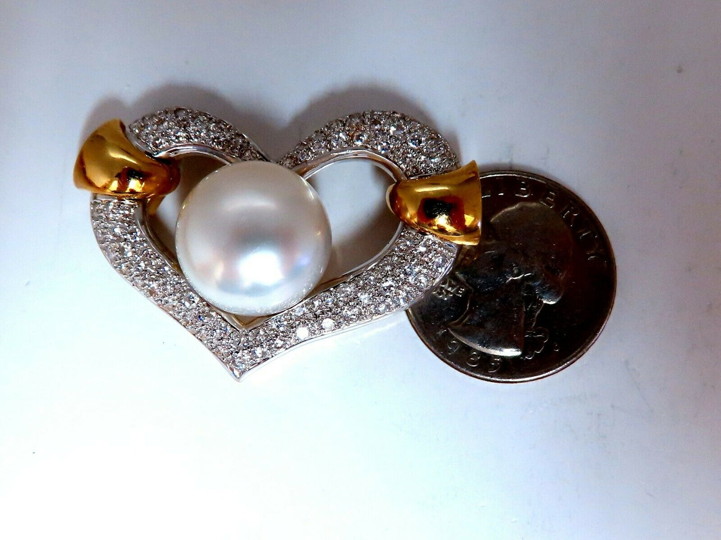 GIA certified Natural White Saltwater Cultured Pearl Diamonds Necklace 18 Karat
