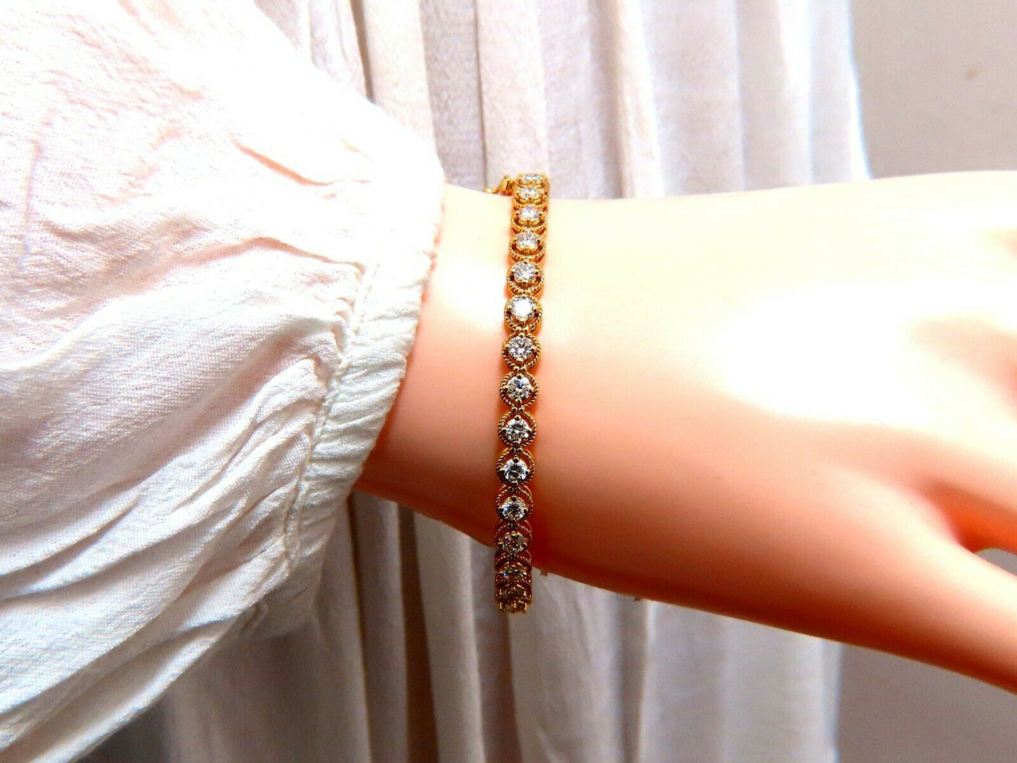 2.02ct Natural Diamonds Bangle Bracelet 14 Karat