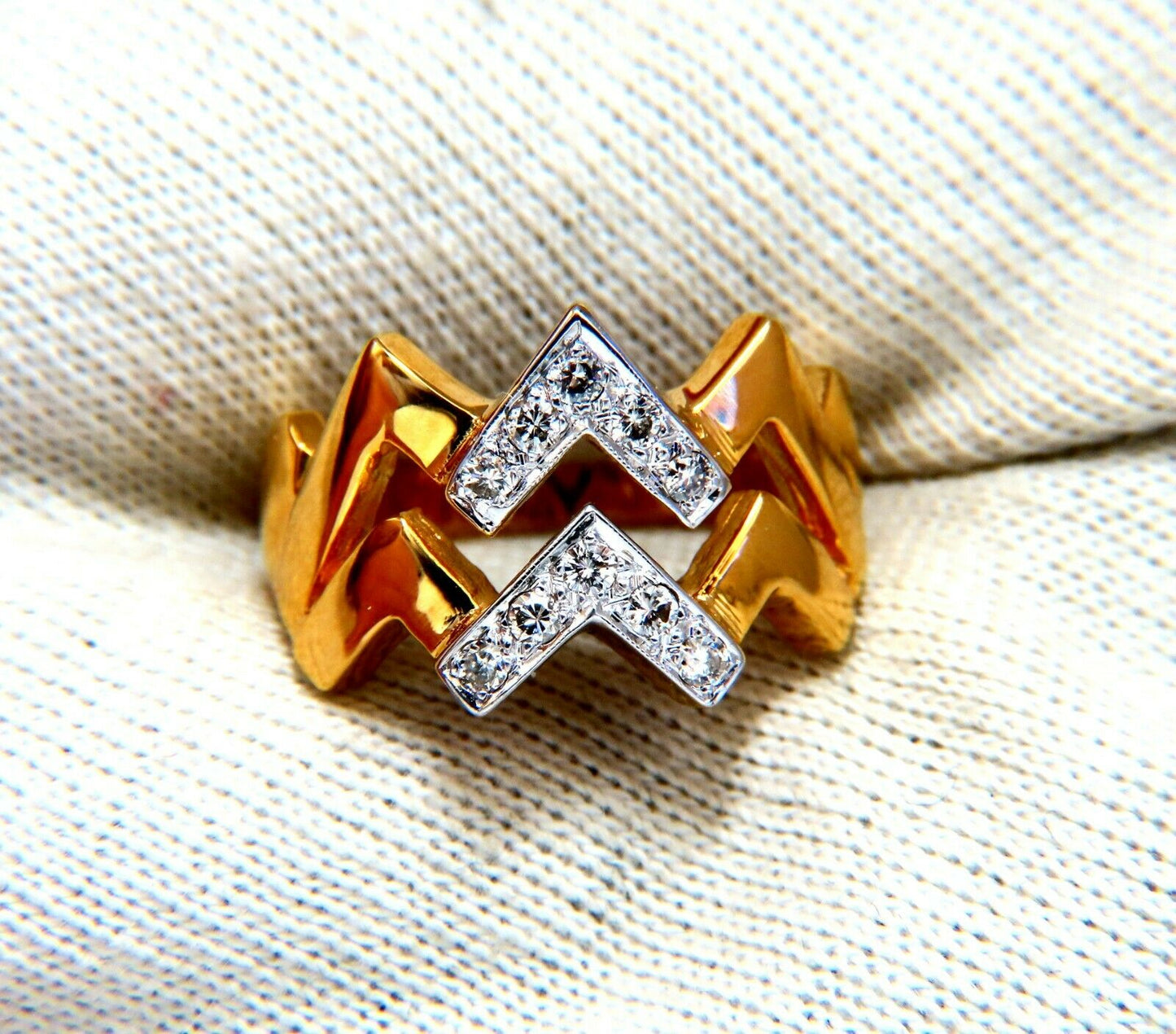 .20ct Double Chevron Diamonds Ring 14 Karat V Band
