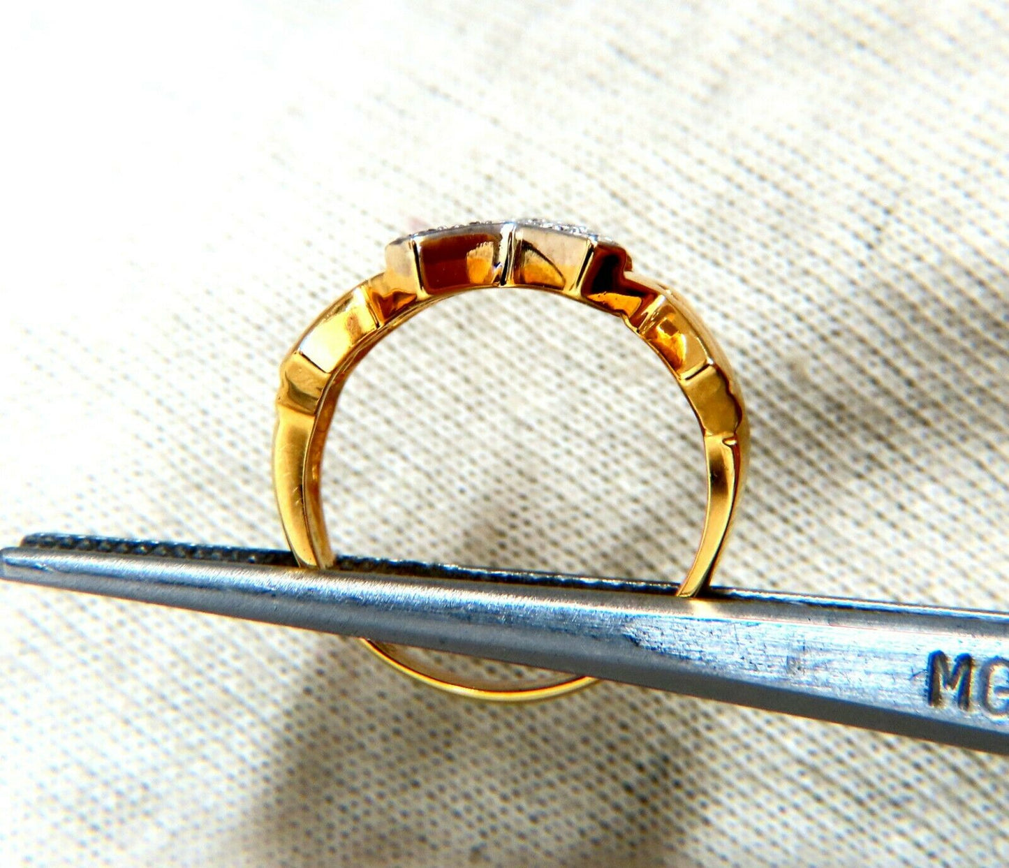.20ct Double Chevron Diamonds Ring 14 Karat V Band