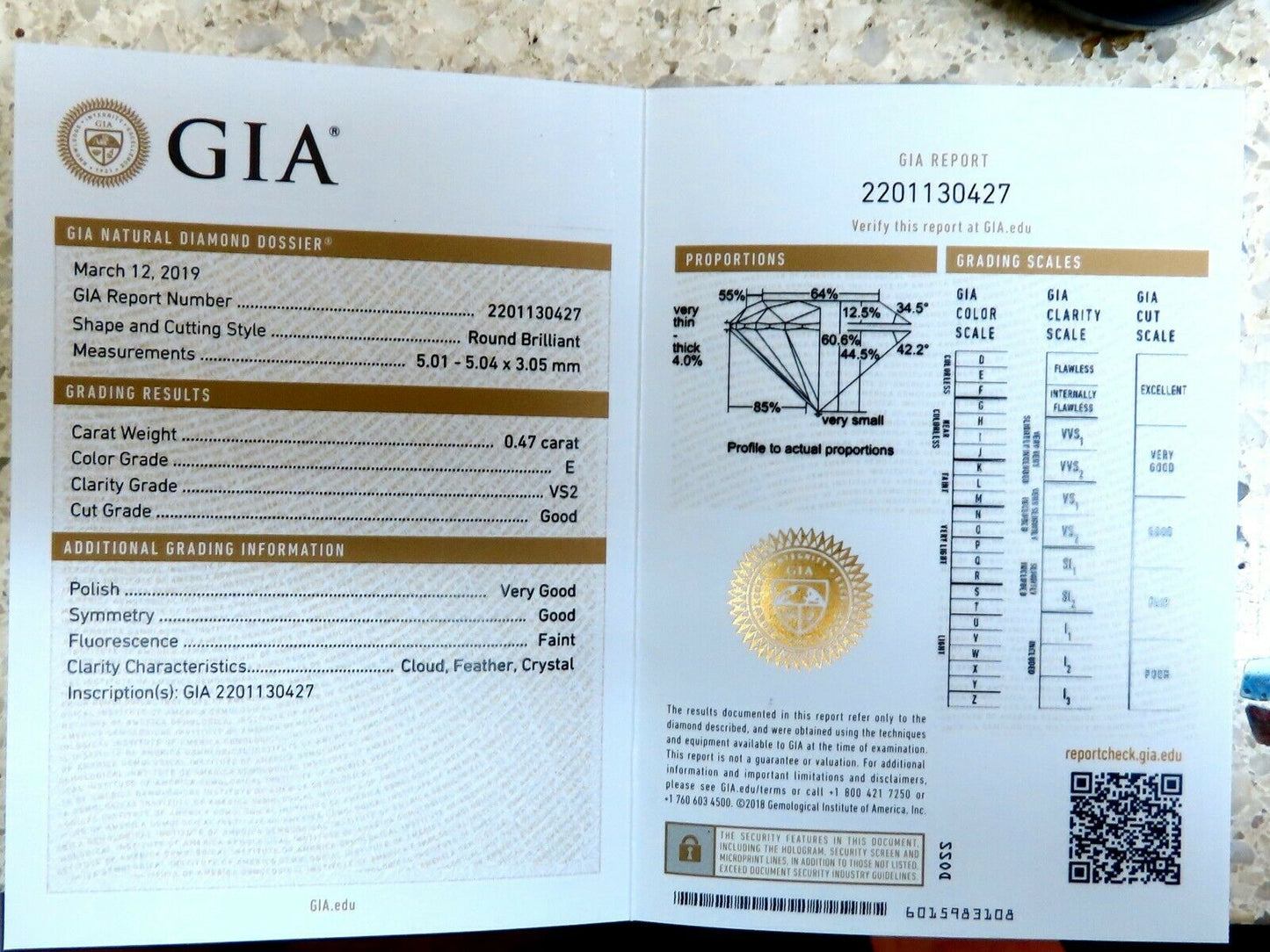 GIA Certified .47ct E.vs2 natural round diamond ring & wedding band 18kt