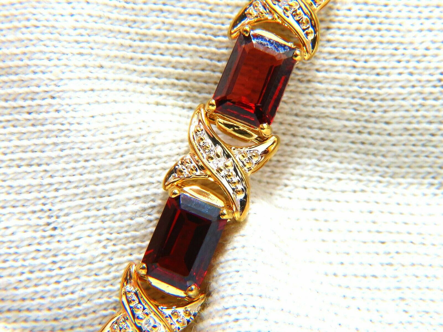 16.15ct Natural Garnets Diamond X Tennis Bracelet 14kt