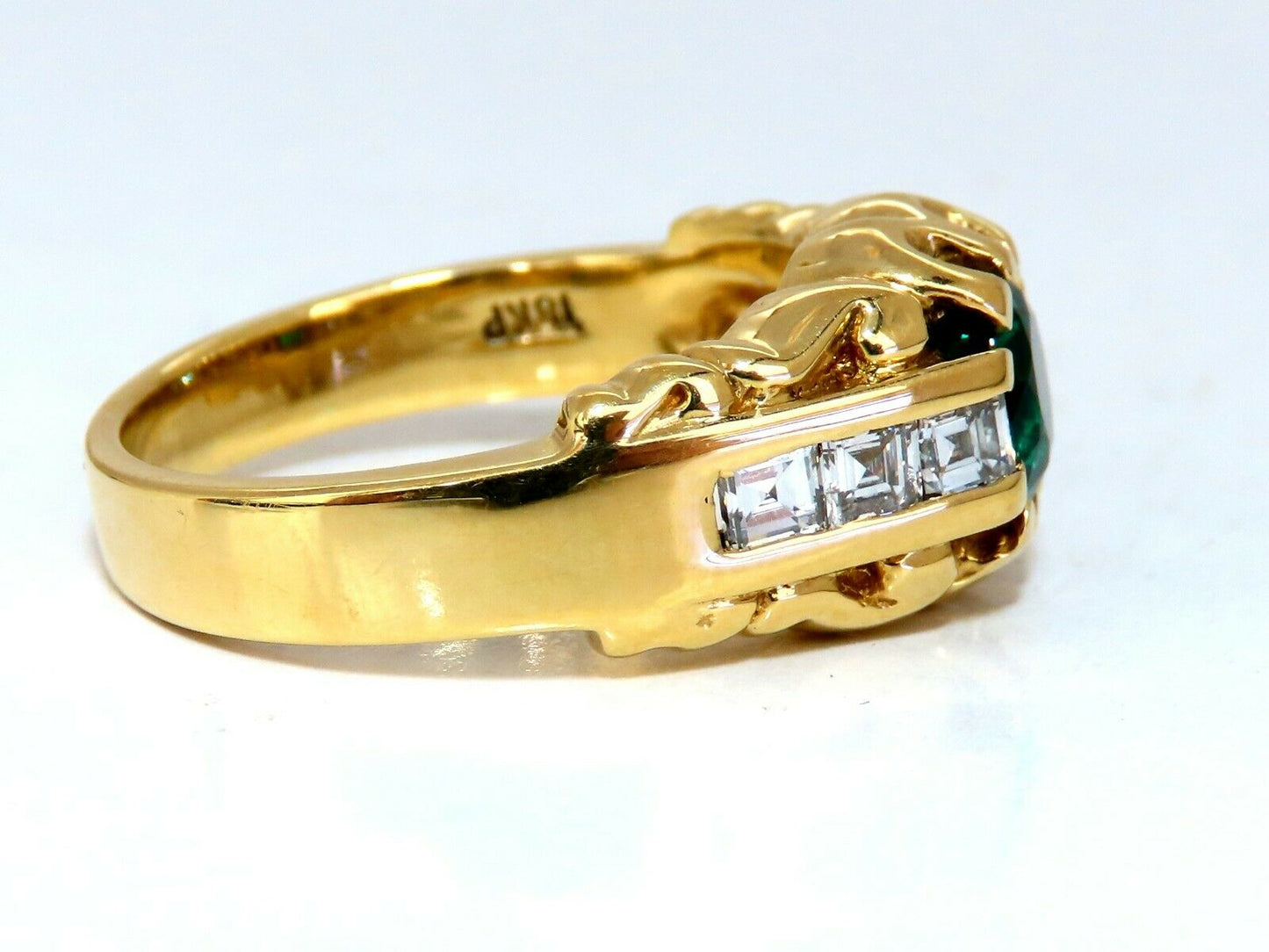 GIA Certified Natural Non Enhancement Green Emerald Mens Ring 18Kt
