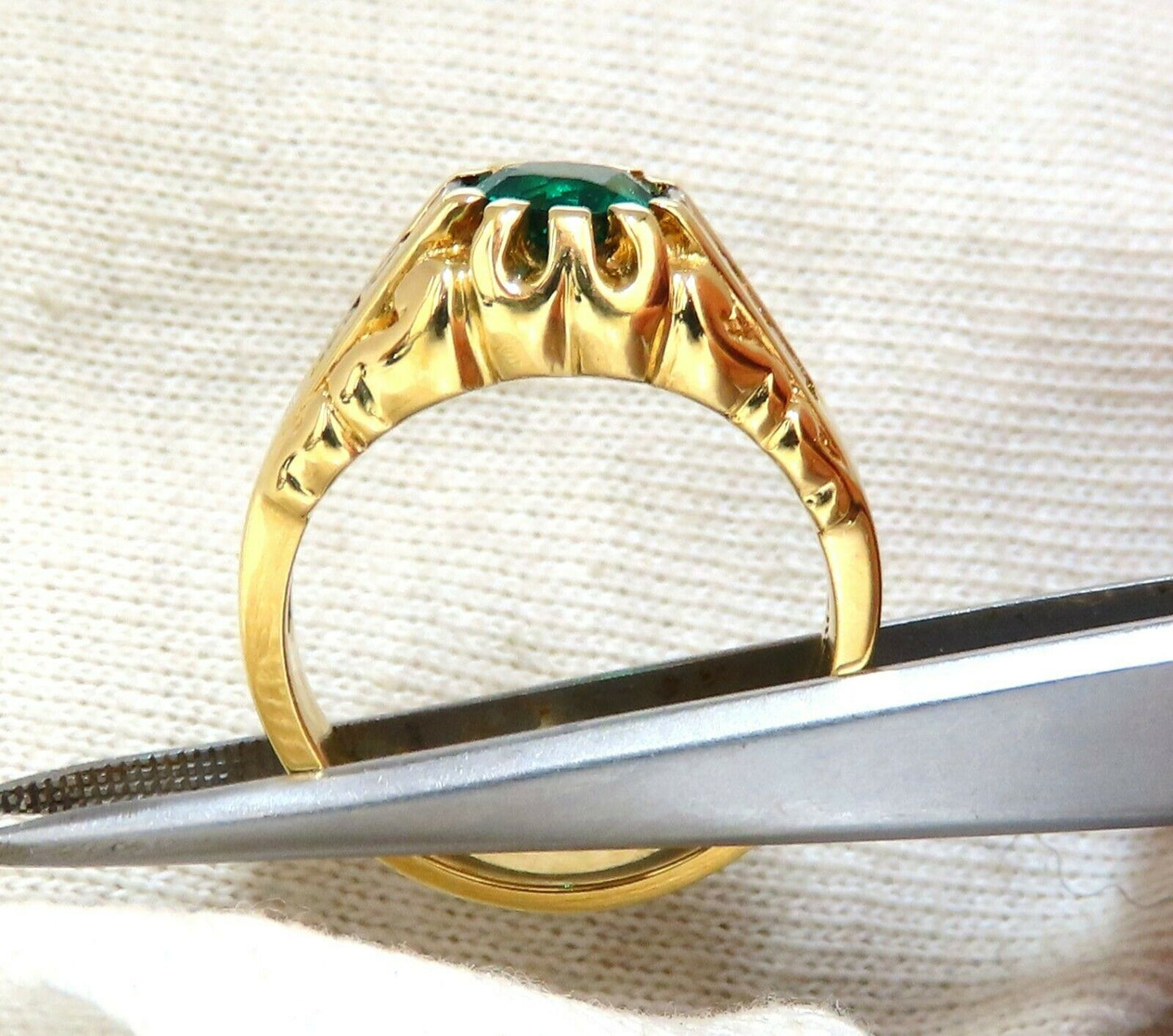GIA Certified Natural Non Enhancement Green Emerald Mens Ring 18Kt