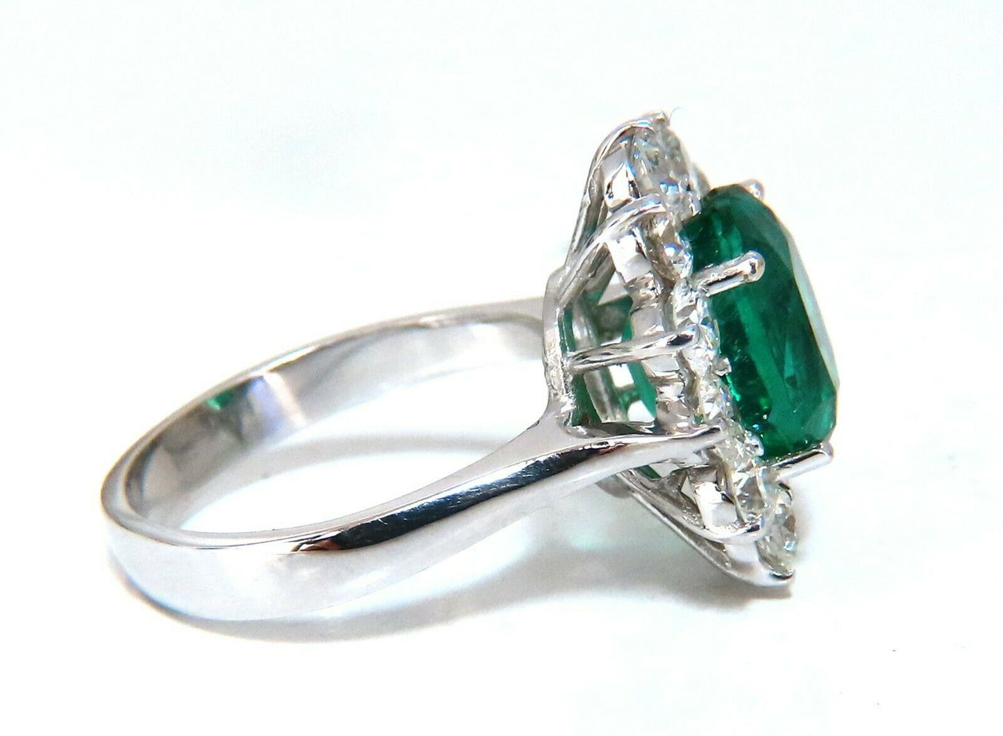 GIA Certified 4.40ct natural green emerald diamonds ring 18kt "F1" Halo Prime