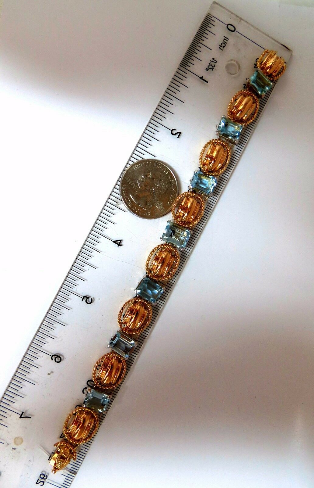 Aquamarine Bracelet Vintage 16.40ct (7) emerald cuts 18kt chain link