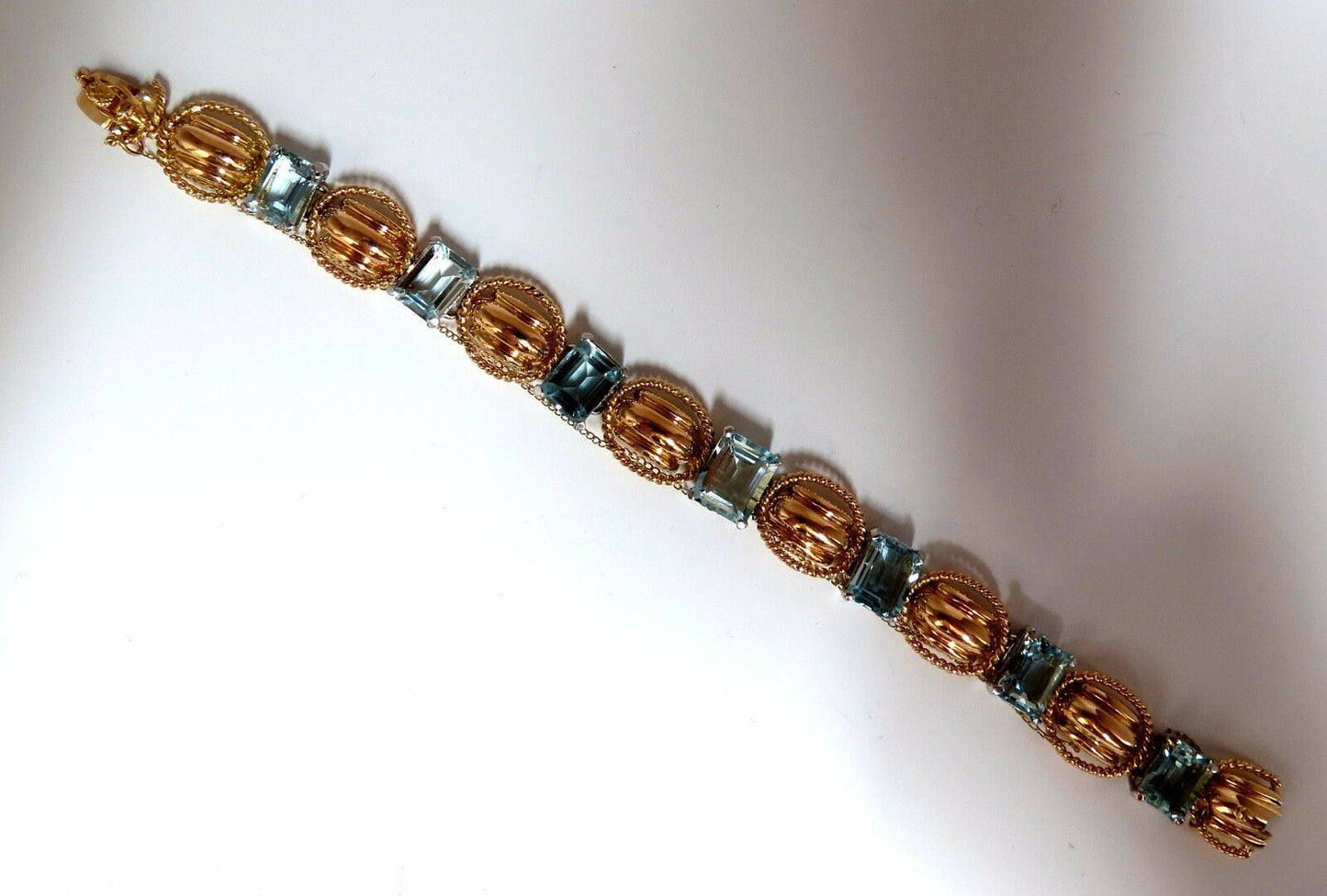 Aquamarine Bracelet Vintage 16.40ct (7) emerald cuts 18kt chain link