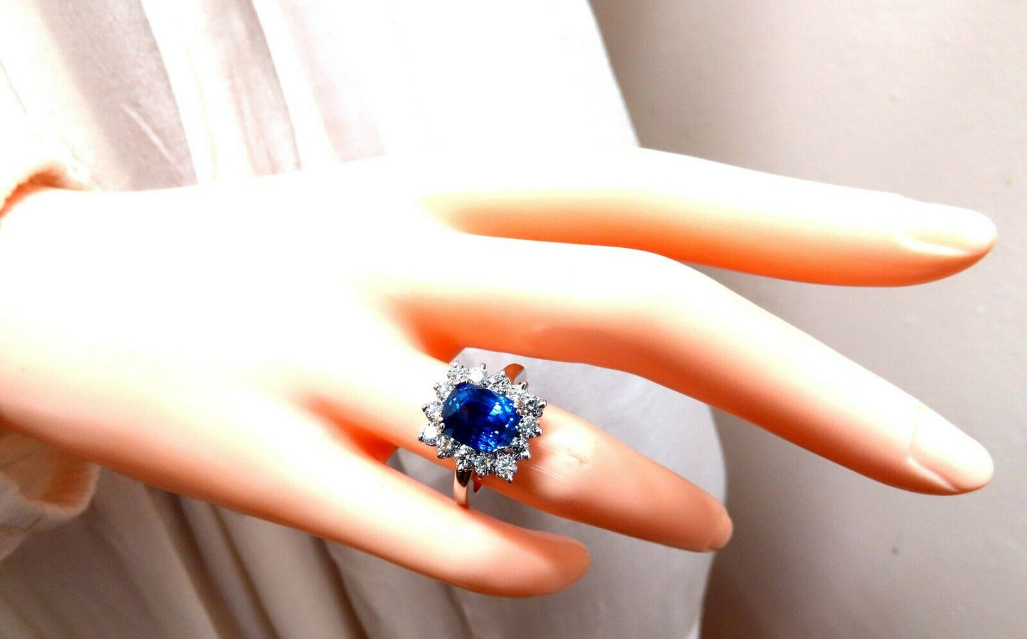GIA Certified 5.05ct Natural No Heat Color change Sapphire Diamonds Ring